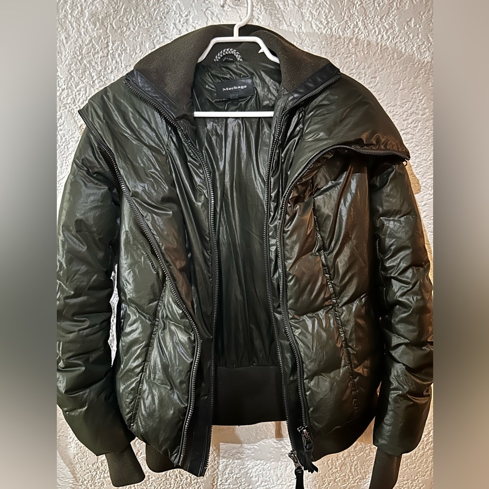 Maclage army green puffer jacket